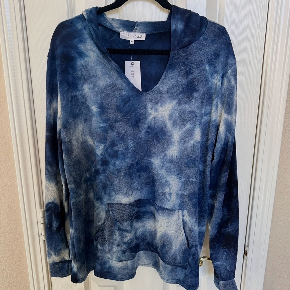 C’est La Vie Tye Dye Burnout Pullover Hoodie-Women’s XL-Athleisure Festival USA